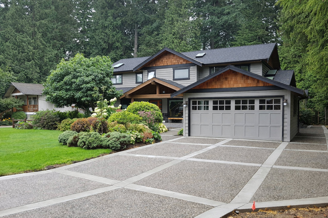 Concrete driveway building